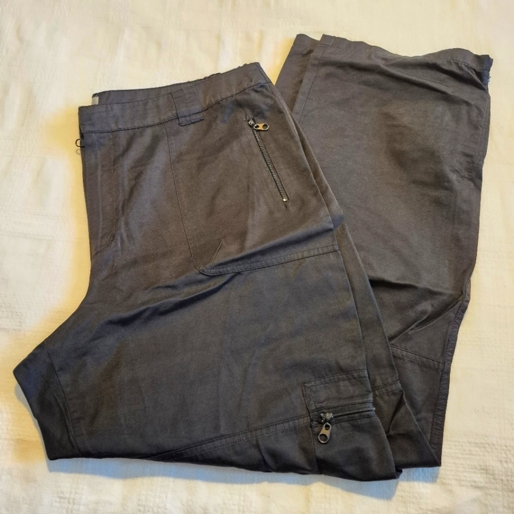 Chico's size 3 or XL 16 black casual dressy athletic style pants multi pockets